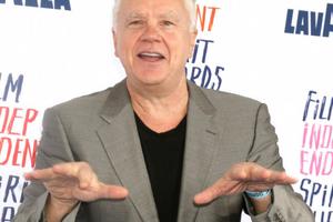Bang Showbiz / Tim Robbins took part in an ayahuasca ceremony