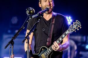 Bang Showbiz / Nickelback weren't in a 'hurry' to release their new album