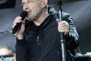 Bang Showbiz / Phil Collins has opened up about his drinking