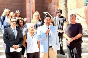 Casey Harrison/Las Vegas Review-Journal/TNS