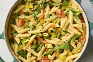 This light and butter pasta primavera is the best way to bring the fresh flavors of summer produce to your table. (TheKitchn.com/TCA)