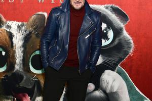 Bang Showbiz / Antonio Banderas suffered a heart attack in 2017