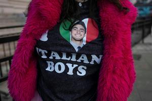 A supporter waits outside a federal courthouse in New York ahead of a January 2026 hearing for Luigi Mangione. AP Photo/Yuki Iwamura