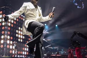 Bang Showbiz / Ne-Yo confirms he wrote Miss Independent about his mother