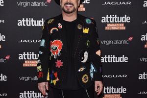 Bang Showbiz / Boy George is willing to lose bandmates over his controversial song