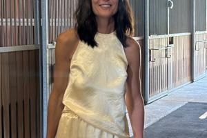 Bang Showbiz / Katie Holmes goes Instagram official with new boyfriend