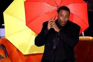 Bang Showbiz / Kenan Thompson leads tributes to Christy Knowings