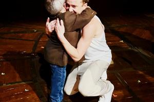 Bang Showbiz / Tom Felton 'nearly cries' reuniting with Warwick Davis