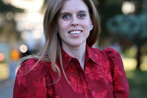 Bang Showbiz / Princess Beatrice appeared solemn as she attended the funeral of her mother Sarah Ferguson's former boyfriend Paddy McNally, the Formula One businessman who remained close to the former duchess long after their relationship ended