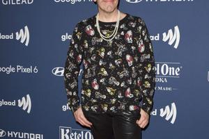 Bang Showbiz / New details emerge about Perez Hilton in Sheriff's Office incident report.