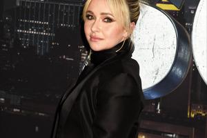 Bang Showbiz / Hayden Panettiere's death is under investigation.
