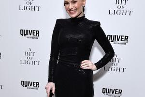 Bang Showbiz / Anna Paquin has spoken out about the dangers faced by female child stars following the death of Hayden Panettiere