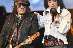 Bang Showbiz / Alice Cooper and Johnny Depp will swap the rock stage for the film festival spotlight next month as the story behind their star-packed Hollywood Vampires supergroup opens the 42nd Boston Film Festival
