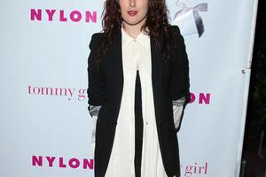 Bang Showbiz / Rumer Willis is cherishing every moment with her father Bruce Willis as he lives with frontotemporal dementia