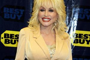 Bang Showbiz / Dolly Parton had cancer.