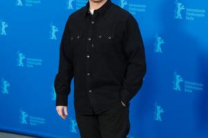 Bang Showbiz / Rupert Grint is reprising his role as Ron Weasley