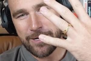 Bang Showbiz / Travis Kelce shares closer look at wedding ring