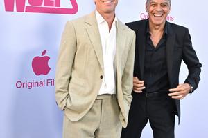 Bang Showbiz / Brad Pitt couldn't resist a dig at George Clooney