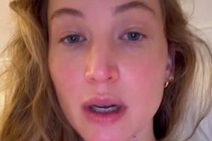 Bang Showbiz / Jennifer Lawrence joins Instagram - and then threatens to leave