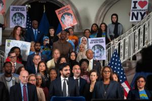 Ed Reed/Mayoral Photography Office/TNS