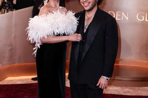 Bang Showbiz / Benny Blanco jokingly denies using' black magic' to win over Selena Gomez.