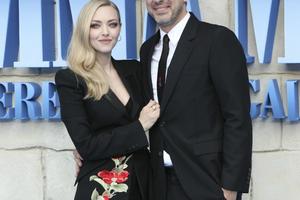 Bang Showbiz / Amanda Seyfried and Thomas Sadoski have split