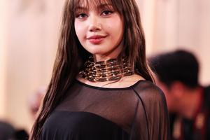 Bang Showbiz / LISA's new EP PRESS PLAY is' like a movie'.