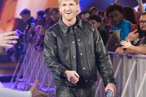 Bang Showbiz / Logan Paul has defended the LGBTQ+ community