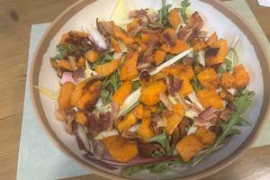 This salad can be served as a first course or satisfying main dish. (Diane Rossen Worthington/TCA)