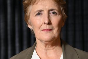 Bang Showbiz / Fiona Shaw reveals top actress she regards as her 'spiritual daughter' amid her 'fantastic life'