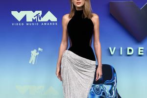 Bang Showbiz / Taylor Swift attended the MTV VMAs