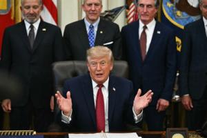 Kent Nishimura/AFP/GETTY IMAGES NORTH AMERICA/TNS
