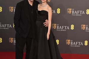 Bang Showbiz / Carey Mulligan and Marcus Mumford raise record-breaking 7-figure sum for children's charity