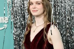 Bang Showbiz / Summer H. Howell has revealed the struggle of fake blood on Carrie set.