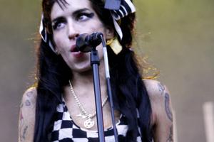 Bang Showbiz / Amy Winehouse wanted a big family