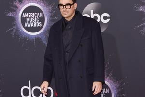 Bang Showbiz / Dan Levy leads celebrity response to Shane Gillis' controversial SNL sketch