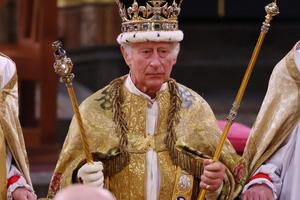 Bang Showbiz / King Charles got a bit bored during rehearsals for his coronation