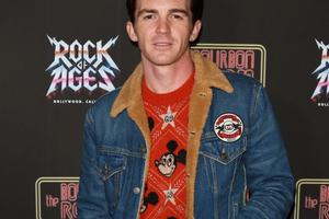 Bang Showbiz / Drake Bell hasn't qualified for health insurance through SAG-AFTRA