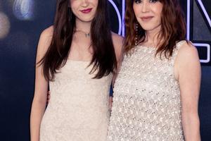 Bang Showbiz / Molly Ringwald and her daughter Mathilda