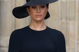 Bang Showbiz / Duchess of Sussex's dad slams 'sick' allegations and calls them a 'bunch of lies'