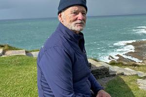 Bang Showbiz / Bill Murray admits fan attention can sometimes be 'hard'