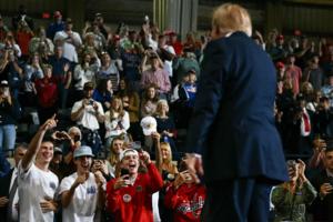 Kent Nishimura/AFP/GETTY IMAGES NORTH AMERICA/TNS