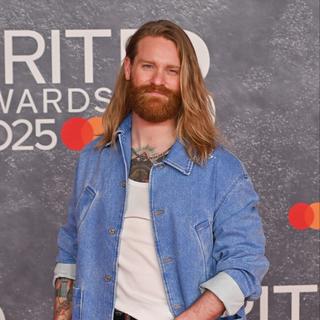 Bang Showbiz / Singer Sam Ryder