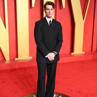 Bang Showbiz / Nicholas Galitzine got himself in tip-top shape